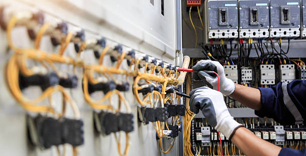 Professional Electrician technician working in Bryn Athyn, PA